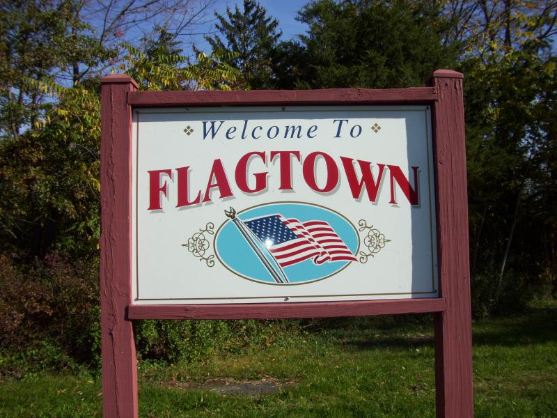  Flagtown 100 1293