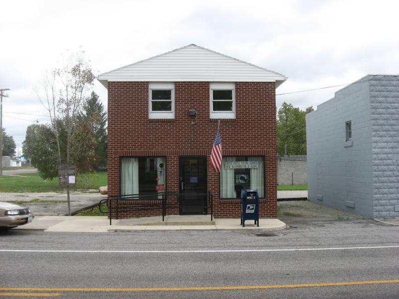  Post office in New Bloomington