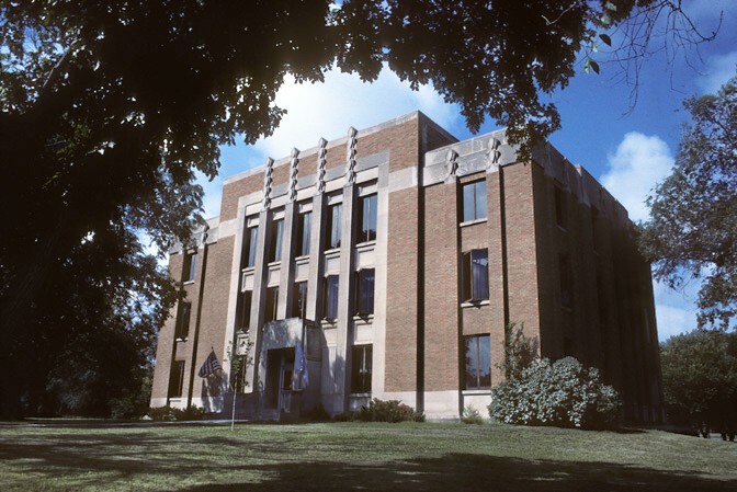  Jerauld County Courthouse